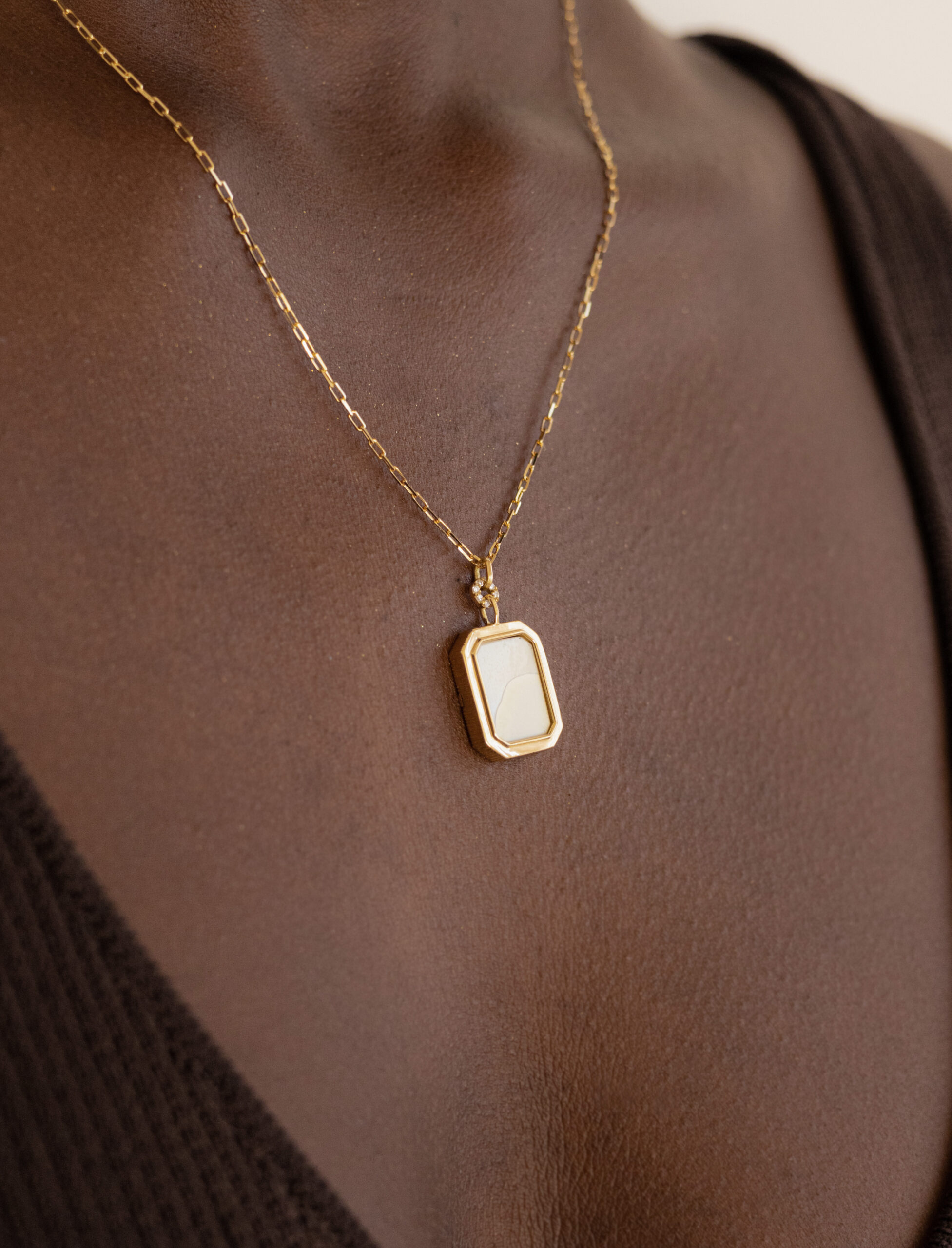 Collier Lumen blanc